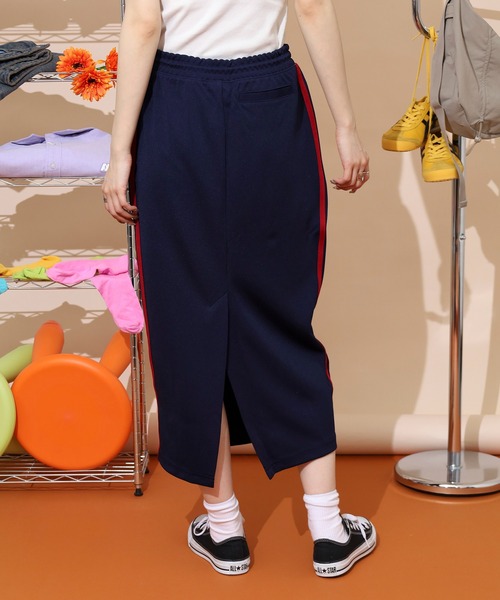 NERDY(ノルディ)の「カラーブロックトラックスカート(スカート・レディース・ブラック/ネイビー・SS/S)」の18枚目の写真