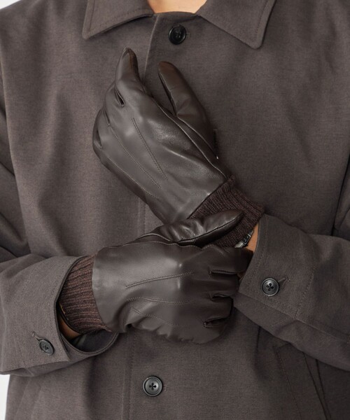 SHIPS（シップス）の「SHIPS:〈タッチパネル対応〉レザー リブ グローブ（手袋・メンズ・ネイビー/ブラウン/ブラック・ONE SIZE）」の4枚目の写真
