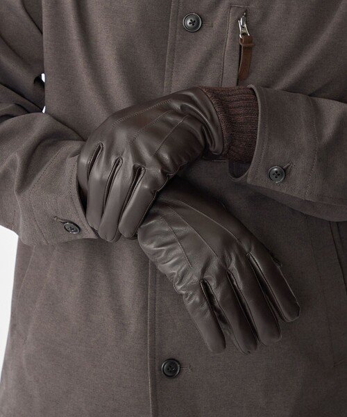 SHIPS（シップス）の「SHIPS:〈タッチパネル対応〉レザー リブ グローブ（手袋・メンズ・ネイビー/ブラウン/ブラック・ONE SIZE）」の5枚目の写真