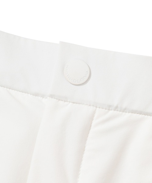 MARK & LONA(マークアンドロナ)の「Summit Tapered Shorts | MEN(その他パンツ・メンズ・ホワイト/ベージュ/ブラック・46/44)」の11枚目の写真
