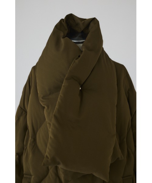 RIM.ARK（リムアーク）の「Double breasted stole down CT ダブルブレステッドストールコート（ダウンジャケット/コート・レディース・ブラック/カーキ・FREE）」の8枚目の写真