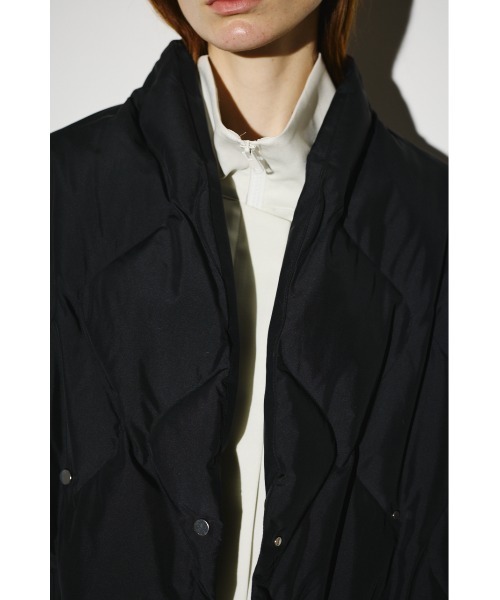 RIM.ARK（リムアーク）の「Double breasted stole down CT ダブルブレステッドストールコート（ダウンジャケット/コート・レディース・ブラック/カーキ・FREE）」の18枚目の写真