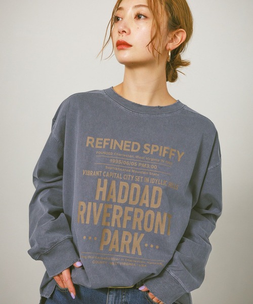 BAYFLOW(ベイフロー)の「ピグメントロゴロンT / バックプリント(Tシャツ/カットソー・レディース・オフホワイト/モカ/ネイビー/イエロー/ピンク/ライトグレー・SMALL/MEDIUM)」の5枚目の写真