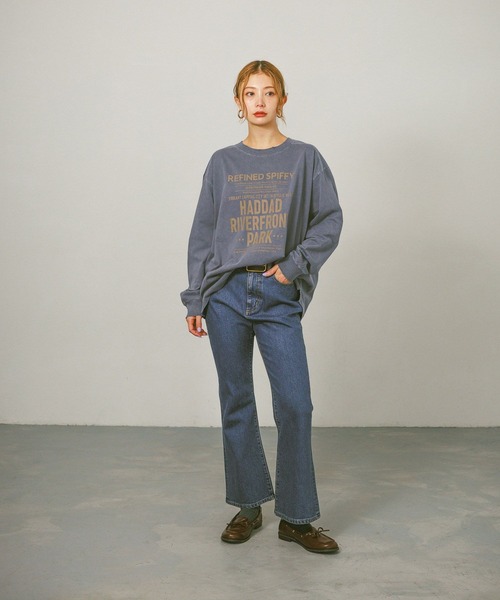 BAYFLOW(ベイフロー)の「ピグメントロゴロンT / バックプリント(Tシャツ/カットソー・レディース・オフホワイト/モカ/ネイビー/イエロー/ピンク/ライトグレー・SMALL/MEDIUM)」の20枚目の写真