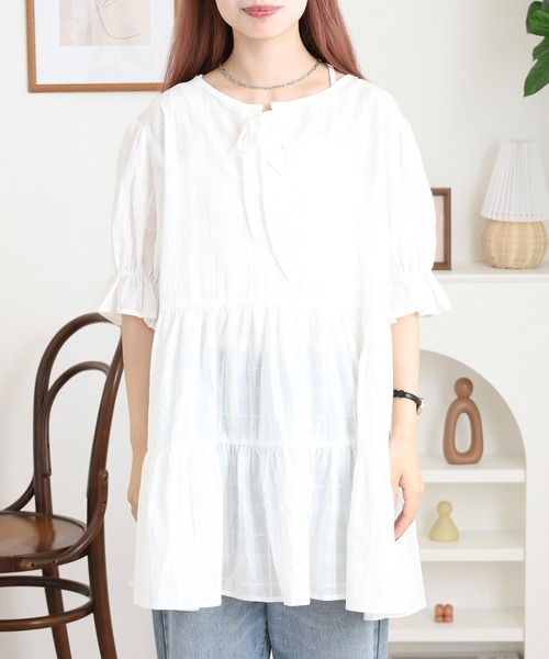 FUNALIVE（ファンアライブ）の「mimiレースアップティアードチュニック（チュニック・レディース・オフホワイト・M）」の17枚目の写真