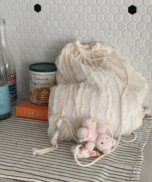 WEGO（ウィゴー）の「WEGO/フリルコンパクトガーリーナップサック（バックパック/リュック・レディース・ピンク/アイボリー/ホワイト・FREE）」の5枚目の写真