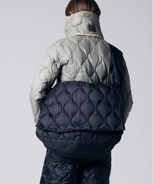 fridge（フリッジ）の「【TAION】タイオン MILITARY MESSENGER DOWN BAG-L＜MILITARY／SOFT SHELL＞ TAION-MGBG01ALSML-L（ショルダーバッグ）」