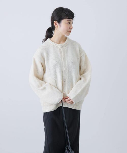 かぐれ（カグレ）の「『2サイズ展開』ペルーニットカーディガン（ニット/セーター・レディース・アイボリー/グレー・LARGE/MEDIUM）」の3枚目の写真