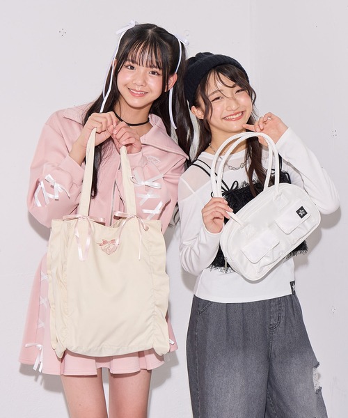 Amourire girl（アムリールガール）の「フリルリボンBAG（トートバッグ・キッズ・オフホワイト/ピンク・FREE）」の16枚目の写真