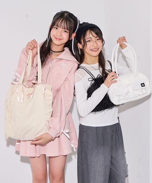 Amourire girl（アムリールガール）の「フリルリボンBAG（トートバッグ・キッズ・オフホワイト/ピンク・FREE）」の8枚目の写真
