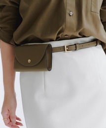 anuans（アニュアンス）の「レザーベルトポーチ（ポーチ）」