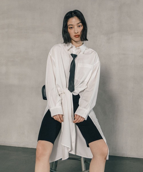 LEPSIM（レプシィム）の「《オフィスライン》ロングスリットシャツワンピース　582133（シャツワンピース・レディース・オフホワイト/ブルー/ストライプ・FREE）」の10枚目の写真