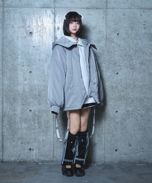 Re:CRYPT（リクリプト）の「ハイネック 中綿 ミドルコート / 中綿ブルゾン ワンポイント フード（ダウンジャケット/コート・レディース・ブラック/グレー・F）」の5枚目の写真