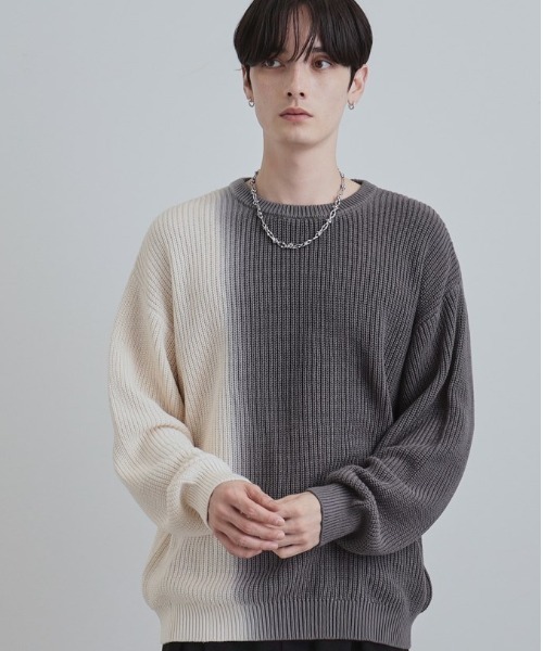 tk.TAKEO KIKUCHI(ティーケータケオキクチ)の「グラデダイニットプルオーバー(ニット/セーター・メンズ・ライトグレー/ブラック/ブラウン系その他/ネイビー・01/02/03)」の3枚目の写真