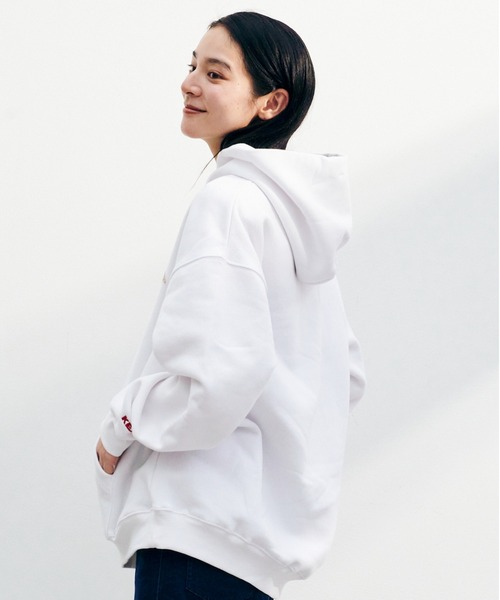 KELTY(ケルティ)の「KELTY MINI LOGO SWEATPARKA(パーカー・メンズ・グレー/ブラック/ベージュ/ホワイト・M/L/XL)」の13枚目の写真