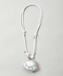 Munich（ミューニック）の「肉球モチーフスマートフォンケースチャーム/ショルダーストラップ（スマホグッズ）」