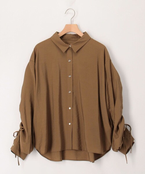 MICO COULIER（ミコクリエ）の「ECOVEROソフトローンギャザー＋リボンスリーブブラウス（シャツ/ブラウス・レディース・グレイッシュブルー/オリーブ/ブラウン・38）」の20枚目の写真