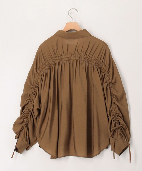 MICO COULIER（ミコクリエ）の「ECOVEROソフトローンギャザー＋リボンスリーブブラウス（シャツ/ブラウス・レディース・グレイッシュブルー/オリーブ/ブラウン・38）」の22枚目の写真