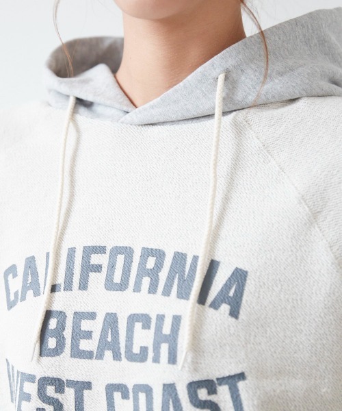 Ocean Pacific（オーシャンパシフィック）の「【OP / オーピー】レディースパーカーワンピース/裏毛カレッジロゴドローコード付きスウェットワンピ（ワンピース・レディース・ベージュ/杢グレー/ネイビー・LARGE/MEDIUM）」の11枚目の写真