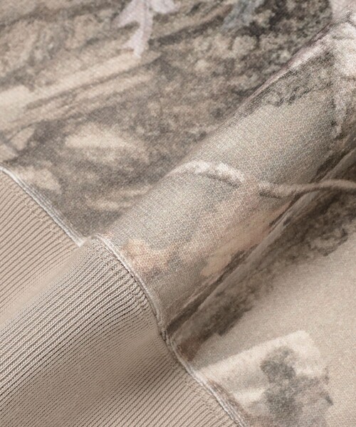 Champion（チャンピオン）の「【別注】Champion / リバースウィーブ（R）フルジップ パーカ（スウェット・メンズ・グリーン系その他5/ブラック系その他4/その他・X-LARGE/LARGE/MEDIUM/SMALL）」の18枚目の写真