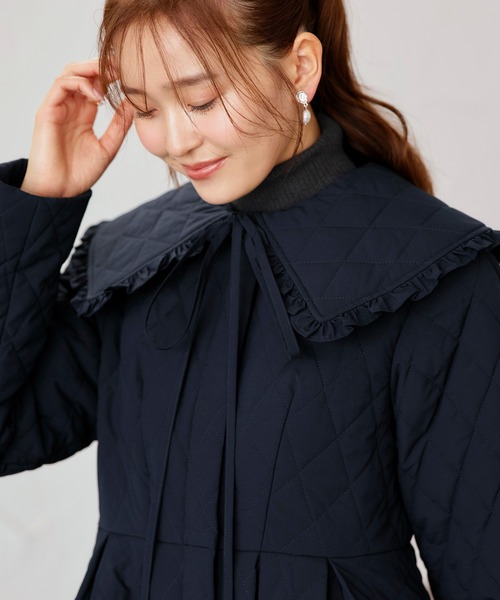 RUIRUE BOUTIQUE(ルイルエブティック)の「襟付き フレア 中綿 キルティングコート | アウター / コート / ロングコート / ノーカラーコート / エコダウン / ビッグカラーコート(その他アウター・レディース・ブラック/ネイビー・L/M)」の11枚目の写真