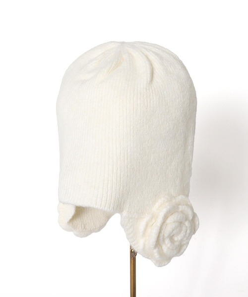 Three Four Time(スリーフォータイム)の「【Casselini】フラワーニット帽(ニットキャップ/ビーニー・レディース・ブラック/アイボリー・FREE)」の3枚目の写真