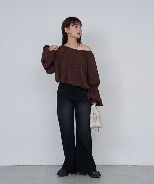 Kastane（カスタネ）の「B キャンディスリーブマルチウェイブラウス（シャツ/ブラウス・レディース・アイボリー/ブラウン/チャコールグレー・FREE）」の21枚目の写真