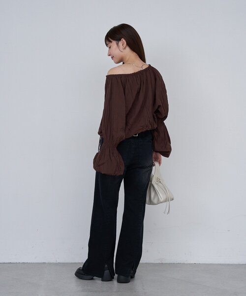 Kastane（カスタネ）の「B キャンディスリーブマルチウェイブラウス（シャツ/ブラウス・レディース・アイボリー/ブラウン/チャコールグレー・FREE）」の16枚目の写真