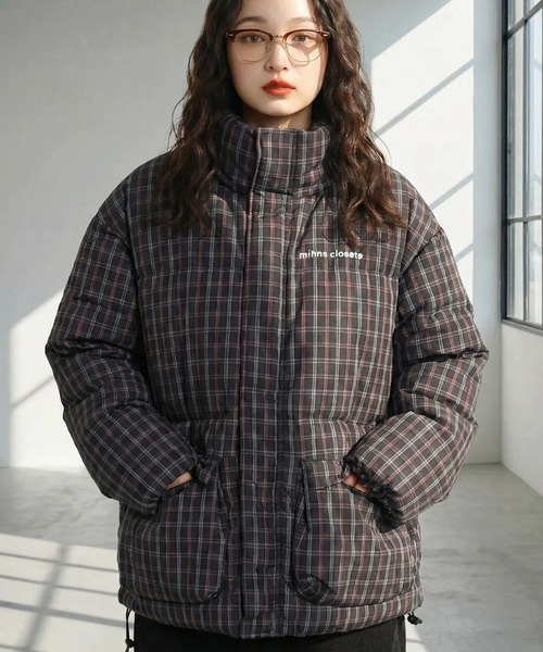 mihns closet(ミンズクローゼット)の「【mihns closet/ミンズクローゼット】 スタンドカラー パデッド ストレッチ ユーティリティポケット ブルゾン(ダウンジャケット/コート・メンズ・ブラック系その他2/ブラック/オフホワイト/セージグリーン/ブラック系その他/ネイビー/クリアブラック/ベージュ・S/M/L/LL)」の4枚目の写真