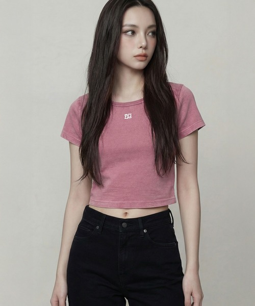 DURAS(デュラス)の「ロゴ刺繍クロップドTシャツ(Tシャツ/カットソー・レディース・レオパード/ピンク/ブラウン/ブラック・FREE)」の3枚目の写真