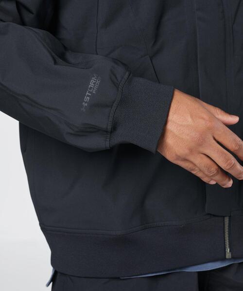 UNDER ARMOUR(アンダーアーマー)の「UAシティ ボンバー ジャケット(ライフスタイル/メンズ/レディース)(その他アウター・レディース・ブラック・L/M/S/2XL)」の2枚目の写真