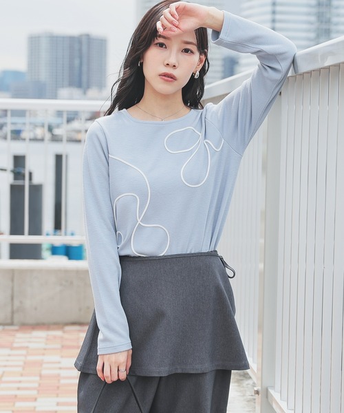 Honeys(ハニーズ)の「コード刺繍トップス(Tシャツ/カットソー・レディース・サックスブルー/アイボリー/グレー/ピンク/ブラック・LL/M/L)」の21枚目の写真