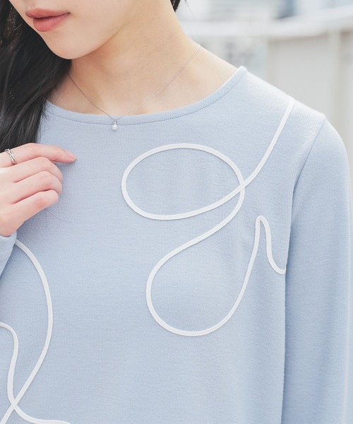 Honeys(ハニーズ)の「コード刺繍トップス(Tシャツ/カットソー・レディース・サックスブルー/アイボリー/グレー/ピンク/ブラック・LL/M/L)」の10枚目の写真
