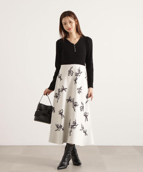 PROPORTION BODY DRESSING（プロポーションボディドレッシング）の「花柄ジャガードニットワンピース / 1215240108（ワンピース・レディース・ボルドー/ブルー/ブラック・MEDIUM/P/S）」の11枚目の写真