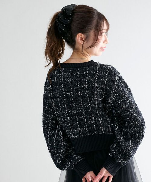 MAJESTIC LEGON（マジェスティックレゴン）の「アソートボタンツイードニットカーデ（カーディガン/ボレロ・レディース・グレー/ブラック/アイボリー/ピンクベージュ・MEDIUM）」の7枚目の写真