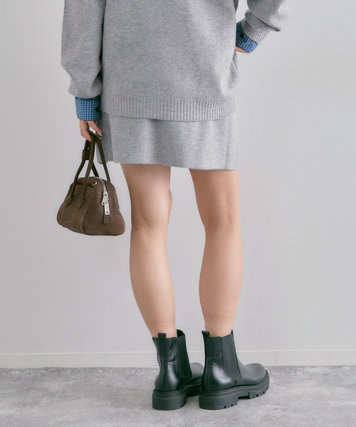 U by SPICK&SPAN(ユーバイスピックアンドスパン)の「FLUFFYニットミニスカート(スカート・レディース・グレー/ホワイト・FREE)」の11枚目の写真