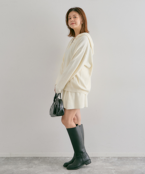 U by SPICK&SPAN(ユーバイスピックアンドスパン)の「FLUFFYニットミニスカート(スカート・レディース・グレー/ホワイト・FREE)」の18枚目の写真