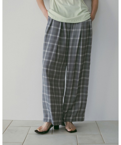 anuke（アンヌーク）の「Check Daubletuck Pants（その他パンツ・レディース・ブルー/クリーム・36inch/38inch）」の7枚目の写真
