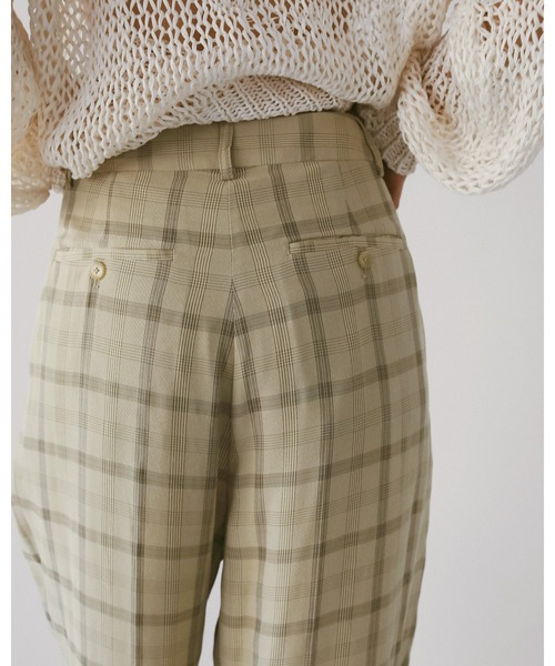 anuke（アンヌーク）の「Check Daubletuck Pants（その他パンツ・レディース・ブルー/クリーム・36inch/38inch）」の15枚目の写真