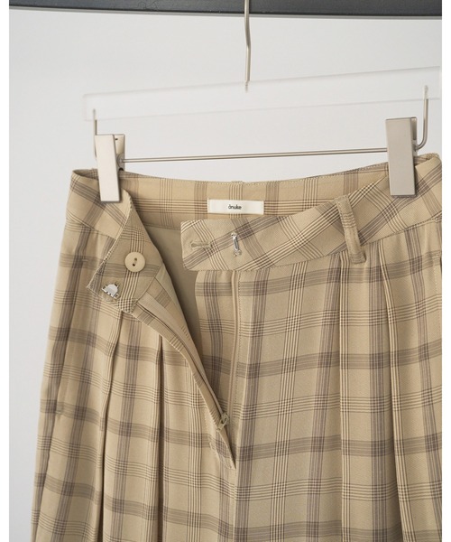 anuke（アンヌーク）の「Check Daubletuck Pants（その他パンツ・レディース・ブルー/クリーム・36inch/38inch）」の22枚目の写真