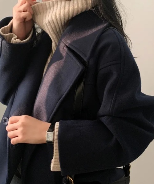 Diosfront(ディオスフロント)の「ダブルボタンショート丈メルトンコート(その他アウター・レディース・ベージュ/ネイビー/キャメル・FREE)」の21枚目の写真