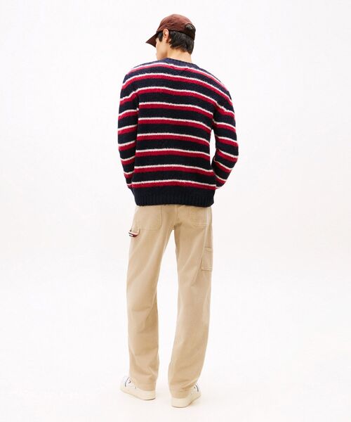 tommy jeans（トミー ジーンズ）の「レギュラーブラッシュドボーダーバッジセーター（ニット/セーター・メンズ・ローズ・LARGE/MEDIUM/X-LARGE/SMALL）」の4枚目の写真