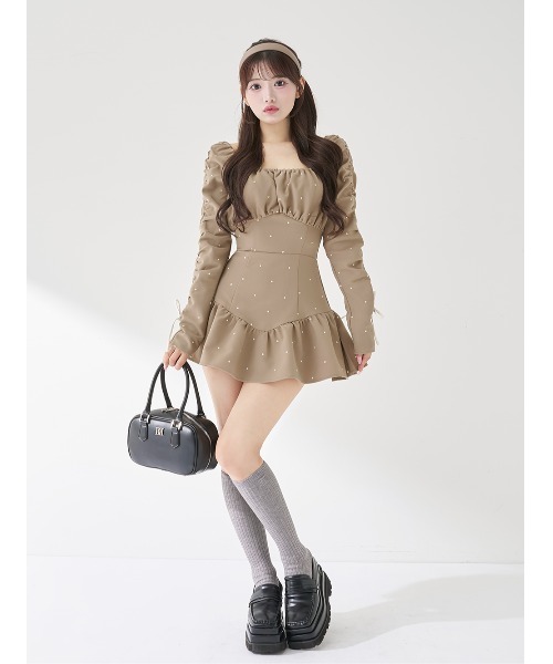 スクエアネックギャザーミニワンピース（ワンピース）｜Darich