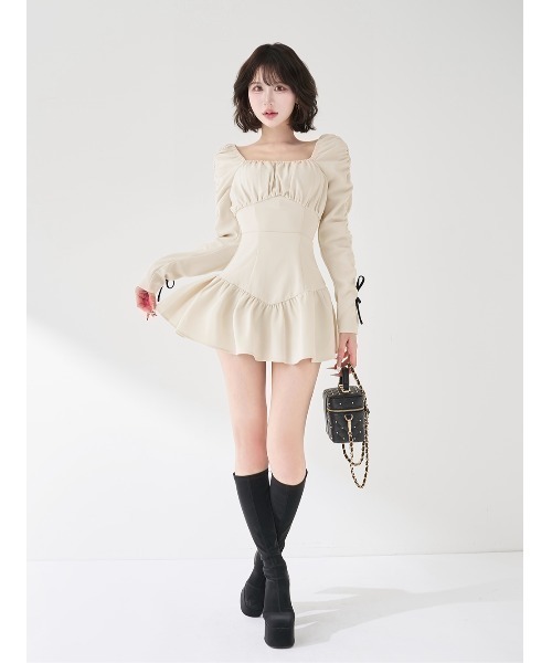 スクエアネックギャザーミニワンピース（ワンピース）｜Darich