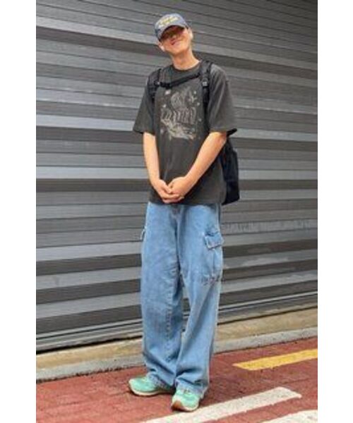 GAKKAI UNIONS（ガッカイユニオンズ）の「ワイドデニムカーゴパンツライトインディゴ（デニムパンツ・レディース・その他・MEDIUM/LARGE/SMALL）」の15枚目の写真