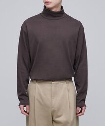 リラックスドタートルネック長袖Tシャツ[ダークブラウン]