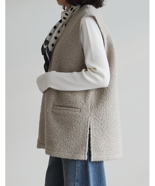 Re:EDIT(リエディ)の「フェイクボアファスナー付きベスト(ベスト・レディース・グレー/グレイッシュベージュ/ブラウン・MEDIUM/LARGE)」の13枚目の写真