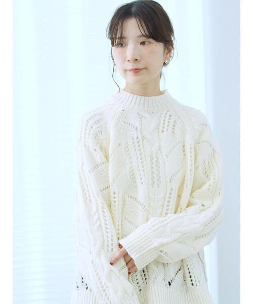 Samansa Mos2 blue（サマンサモスモスブルー）の「透かしケーブルニットプルオーバー（ニット/セーター・レディース・サックスブルー/オフホワイト/チャコールグレー・F）」の9枚目の写真