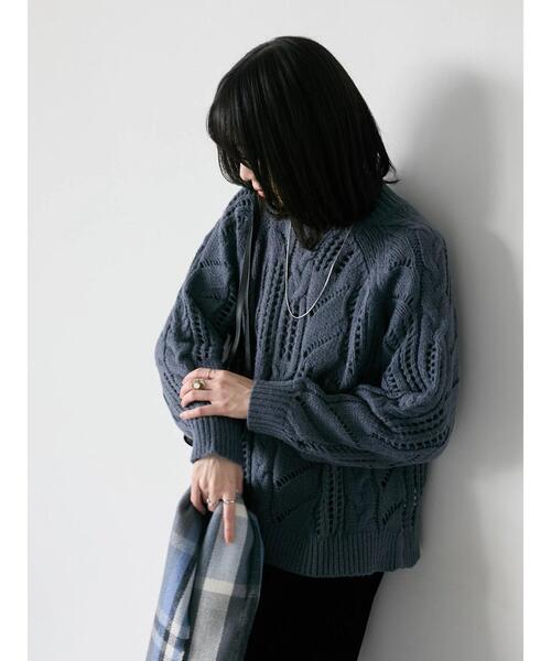 Samansa Mos2 blue（サマンサモスモスブルー）の「透かしケーブルニットプルオーバー（ニット/セーター・レディース・サックスブルー/オフホワイト/チャコールグレー・F）」の16枚目の写真