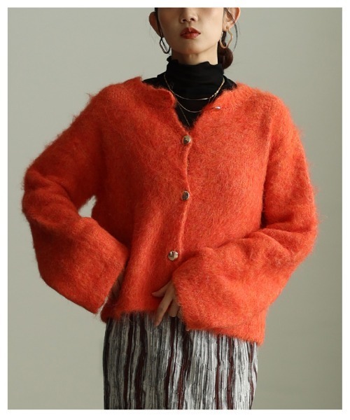 Sawa a la mode(サワアラモード)の「ソフトシャギーニットカーデジャケット(ノーカラージャケット・レディース・ライトグリーン/オレンジ/ダークブラウン/ブルー・FREE)」の11枚目の写真